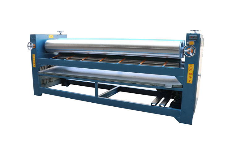 2.7 m × Φ305 three-roll glue coating machine